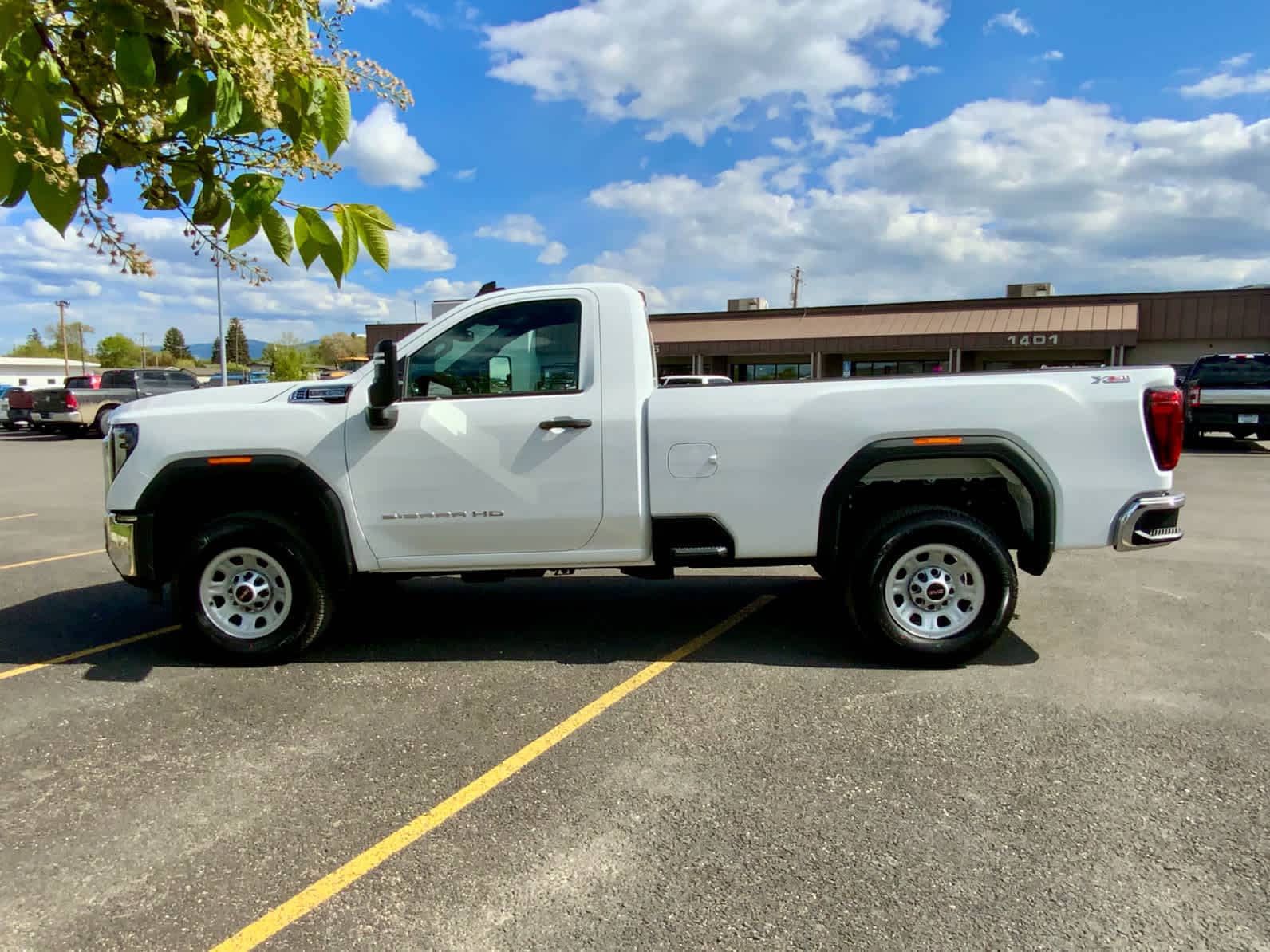 Thumbnail: 2025 GMC Sierra 3500 - 2