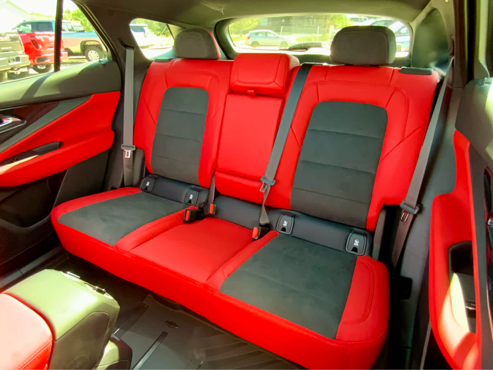 Thumbnail: 2025 Chevrolet Blazer EV - 28