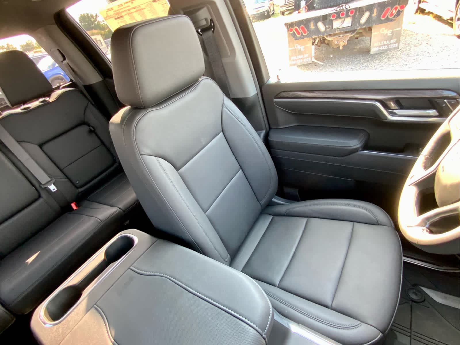 Thumbnail: 2026 Chevrolet Silverado 1500 - 33