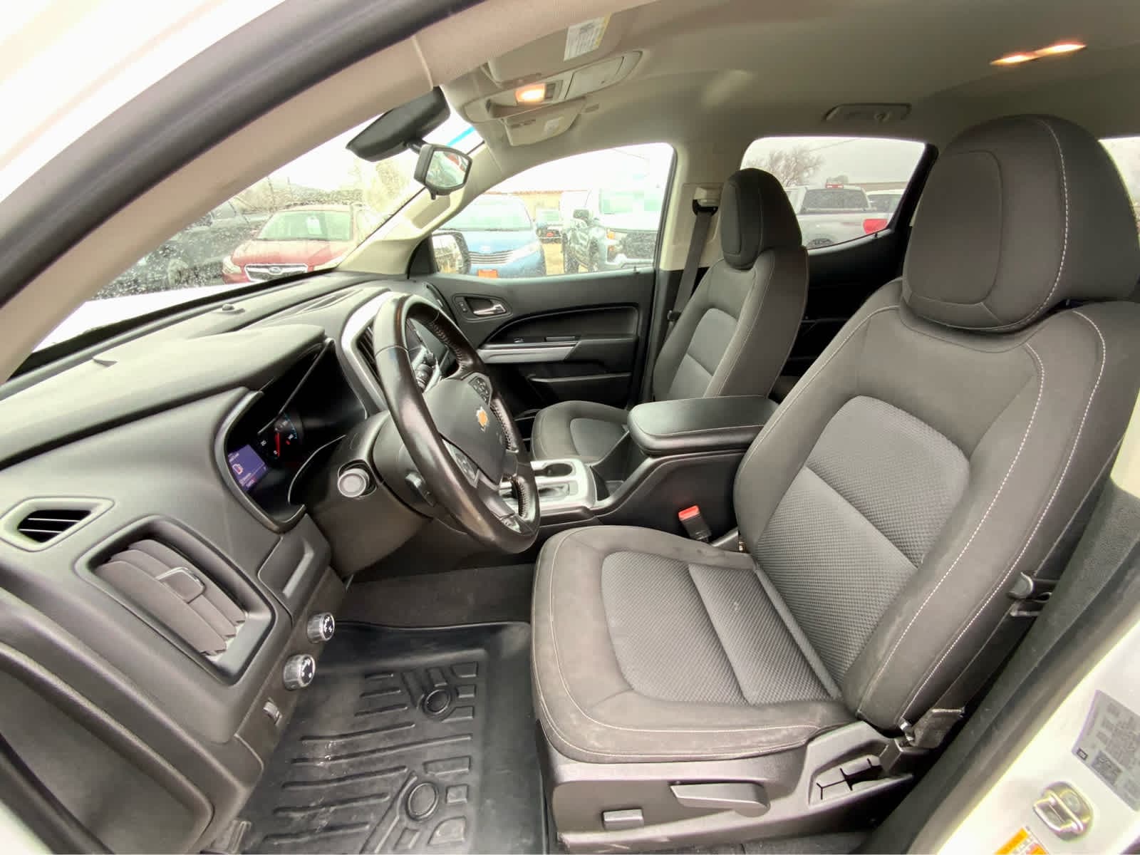 Thumbnail: 2020 Chevrolet Colorado - 25