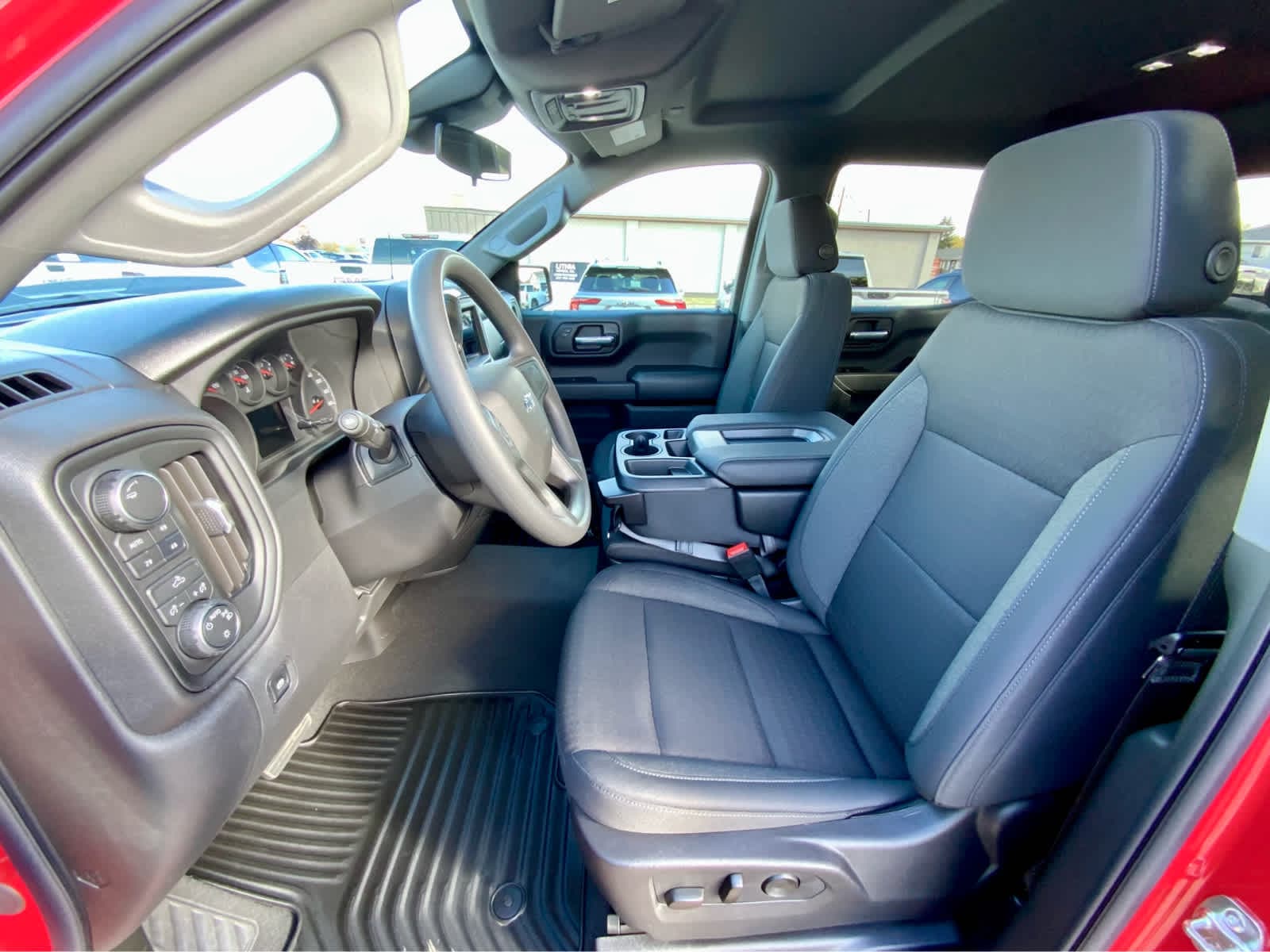 Thumbnail: 2026 Chevrolet Silverado 1500 - 29