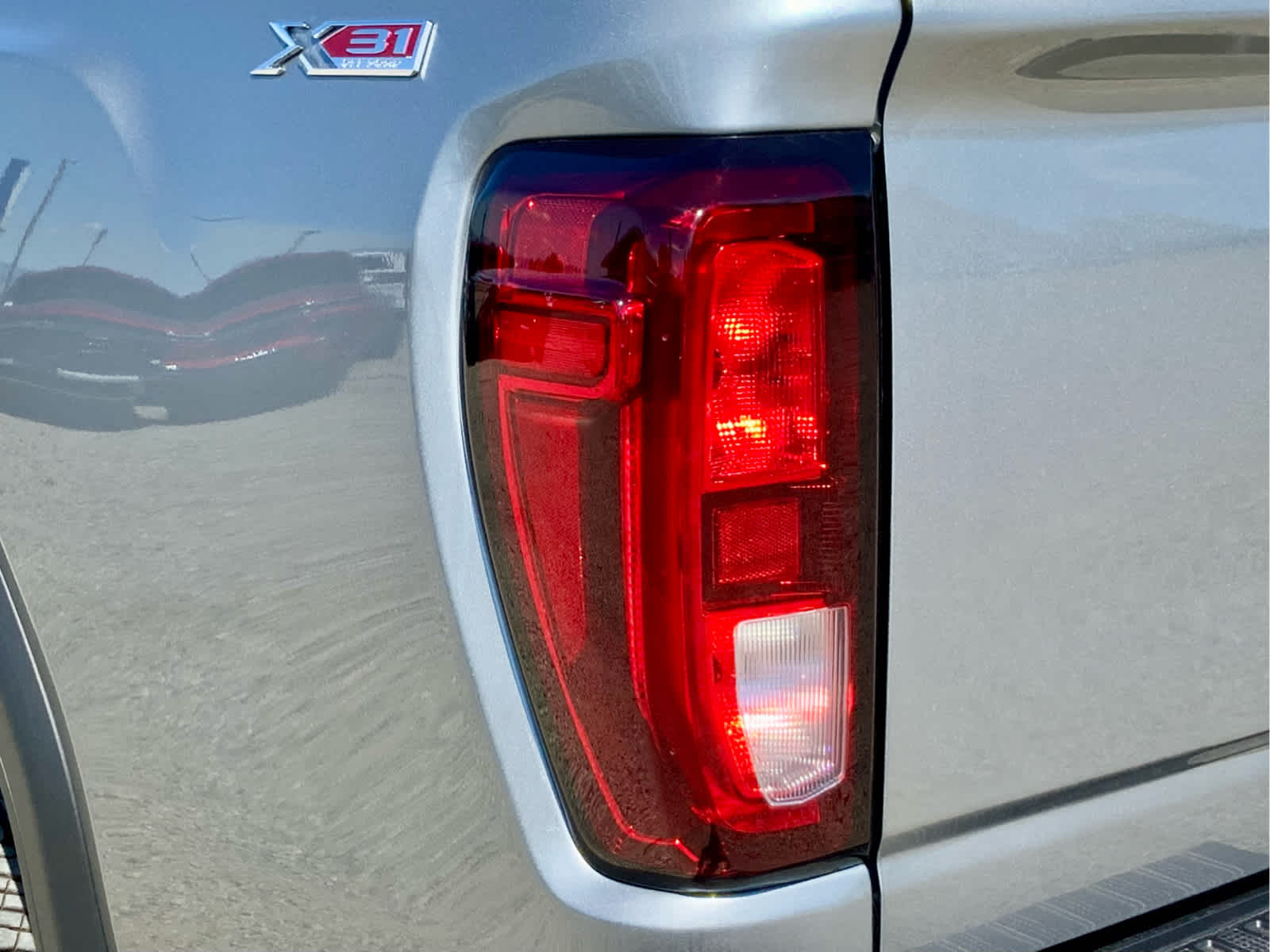 Thumbnail: 2025 GMC Sierra 3500 - 18