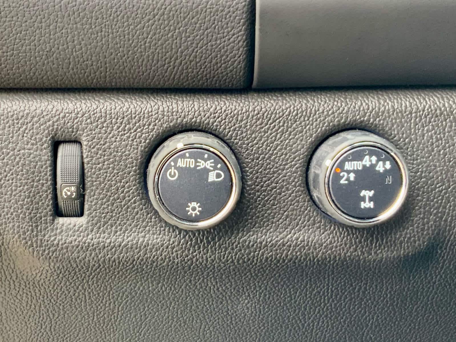 Thumbnail: 2020 Chevrolet Colorado - 50