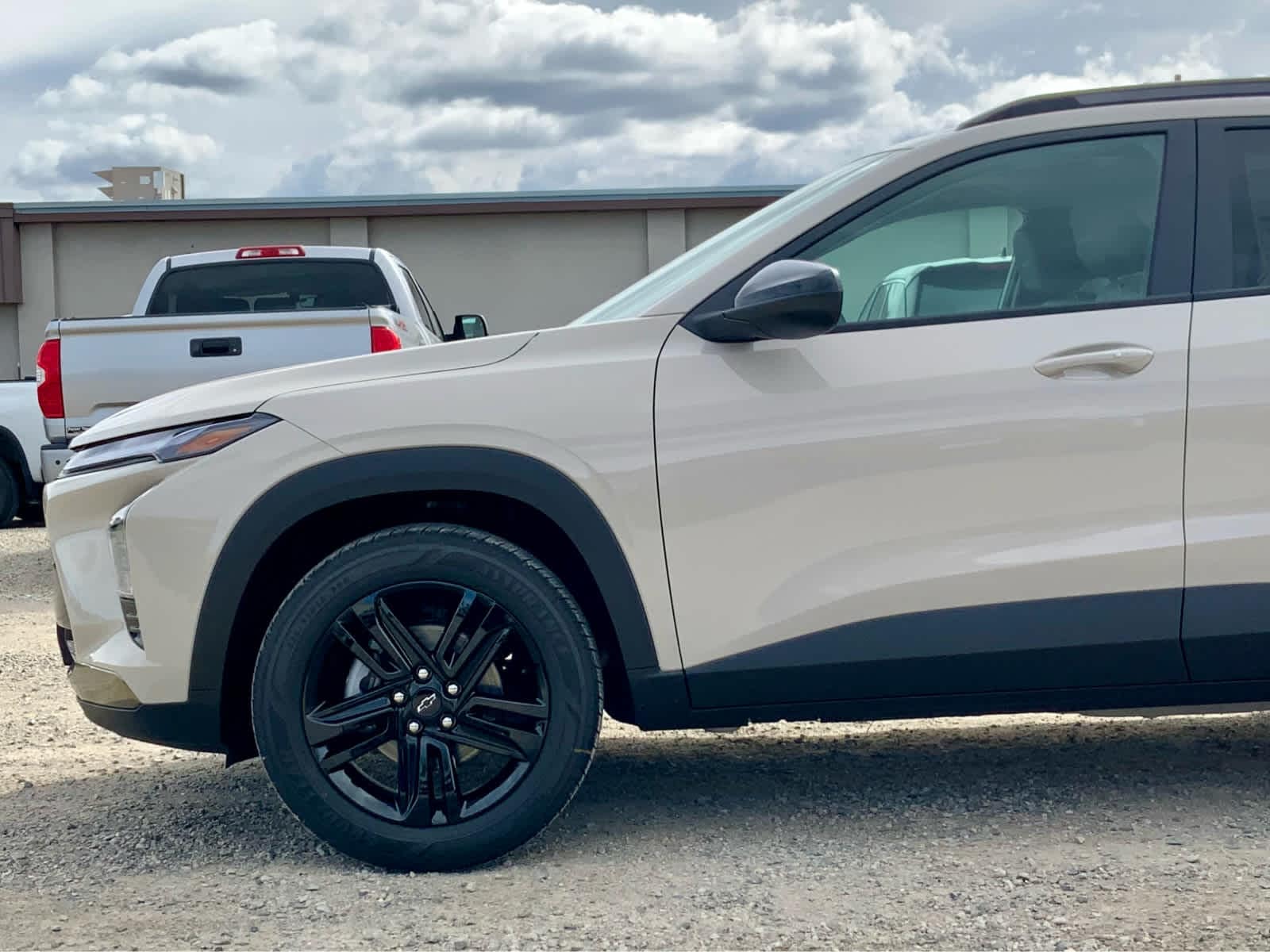 Thumbnail: 2026 Chevrolet Trax - 10