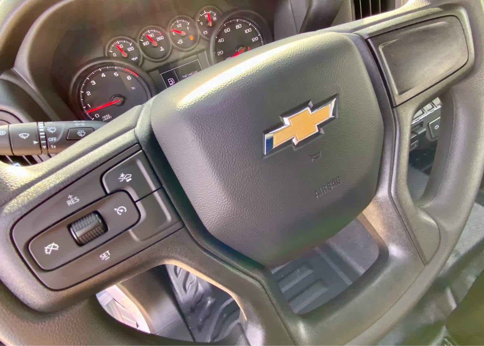 Thumbnail: 2026 Chevrolet Silverado 2500 - 36