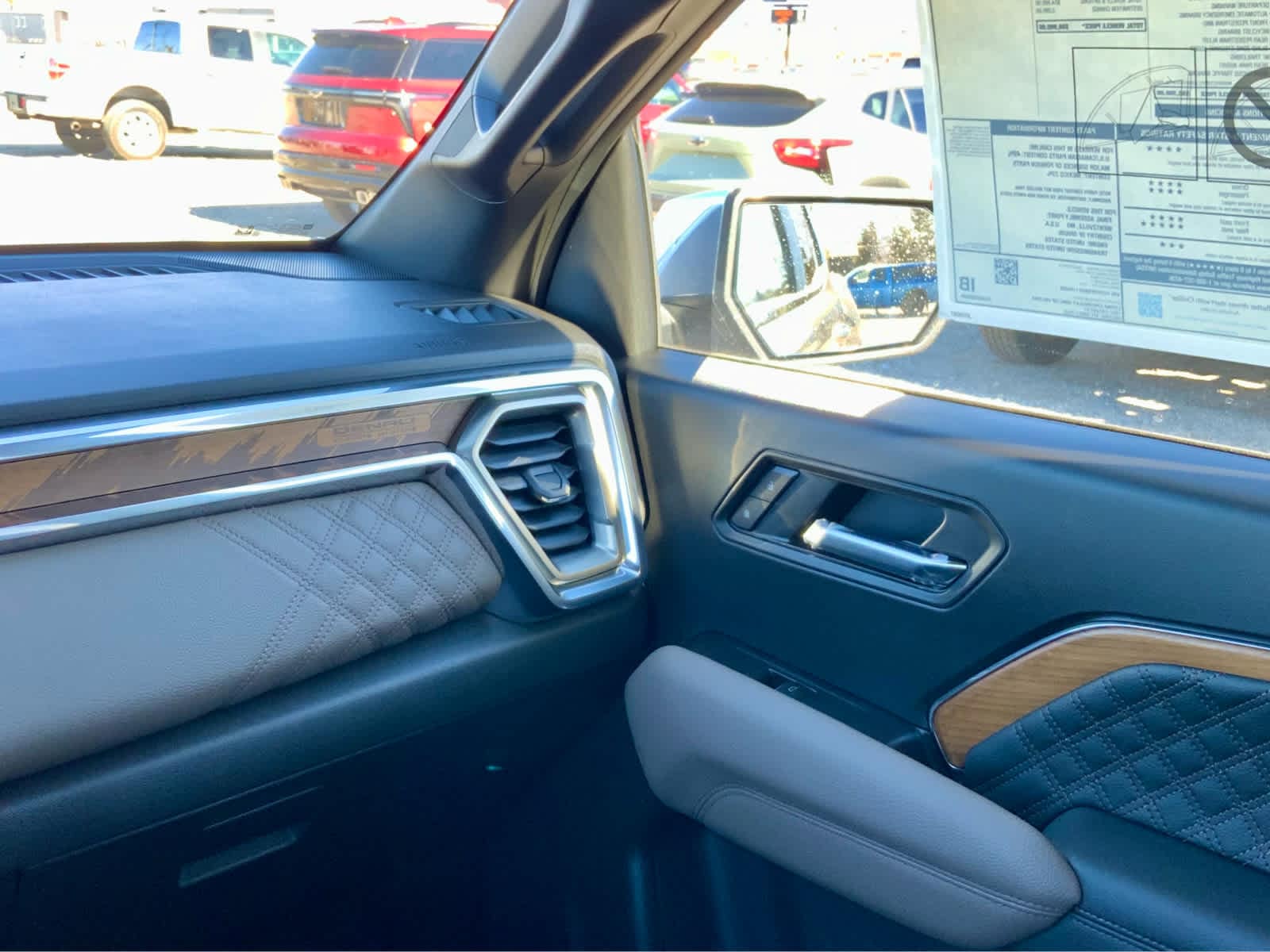 Thumbnail: 2026 GMC Canyon - 38