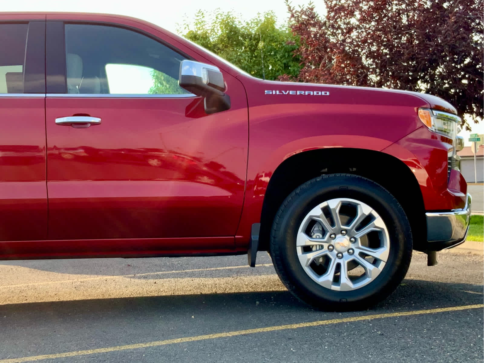 Thumbnail: 2026 Chevrolet Silverado 1500 - 13