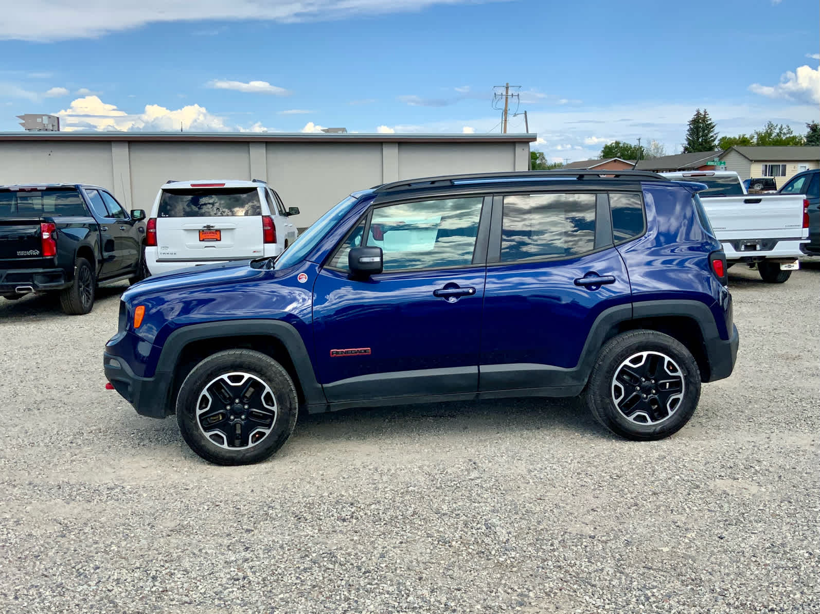 Thumbnail: 2017 Jeep Renegade - 2