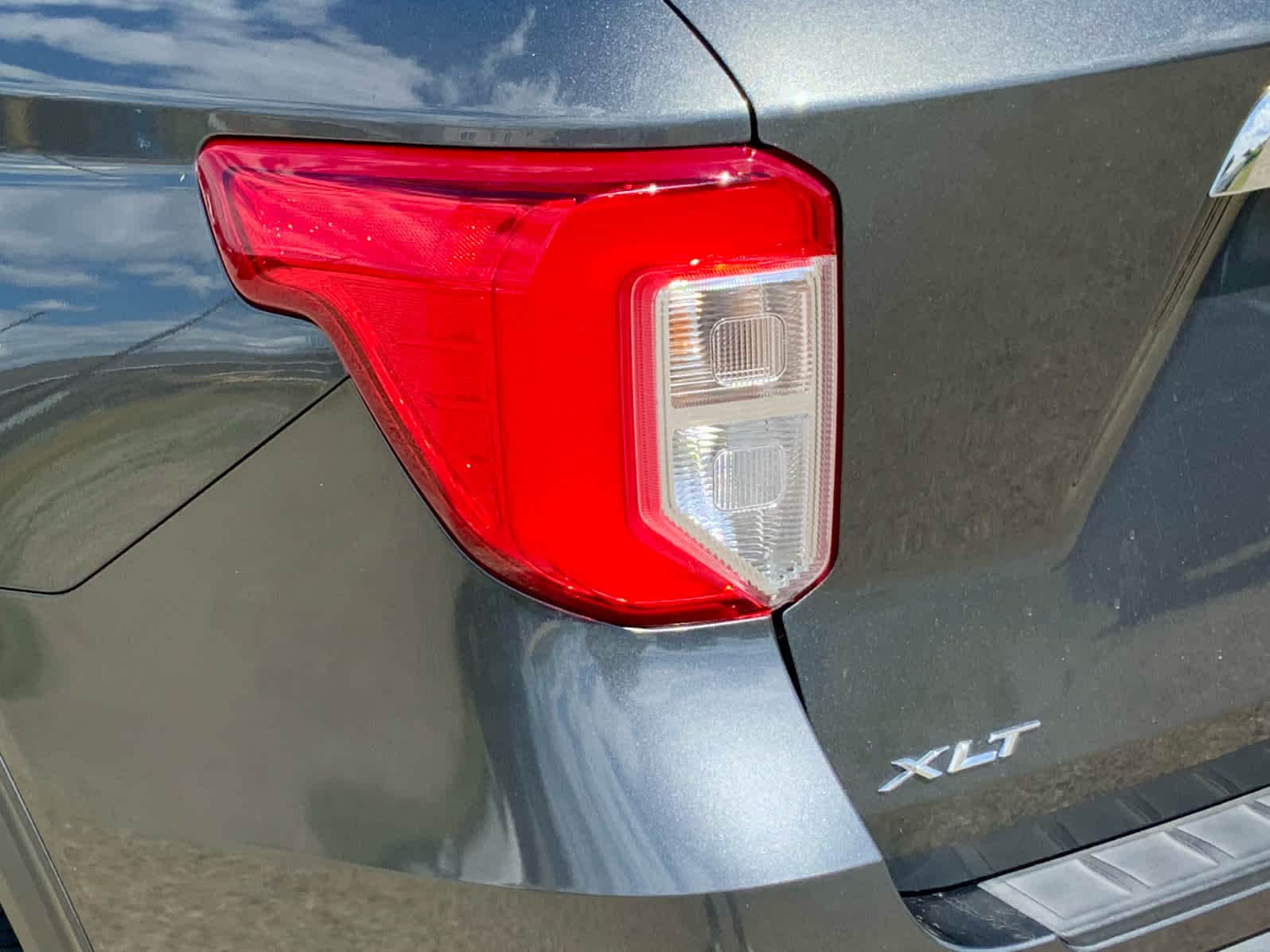 Thumbnail: 2020 Ford Explorer - 17