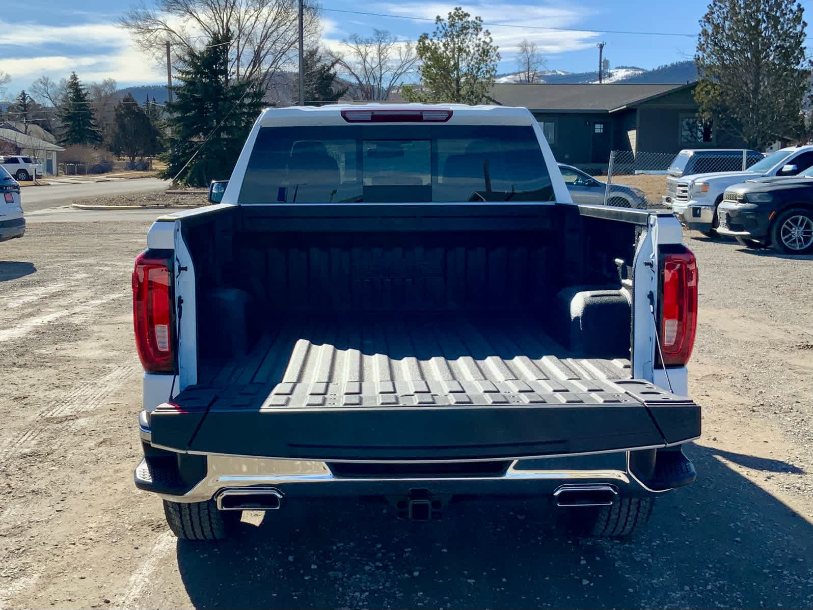 Thumbnail: 2026 GMC Sierra 1500 - 23