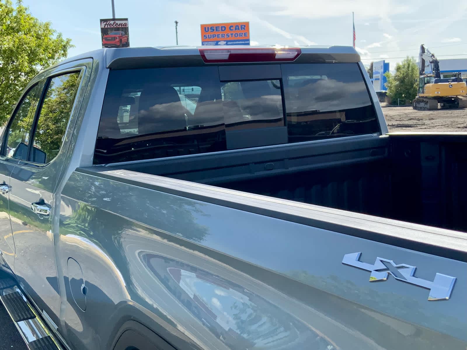 2025 GMC Sierra 1500 SLT 17