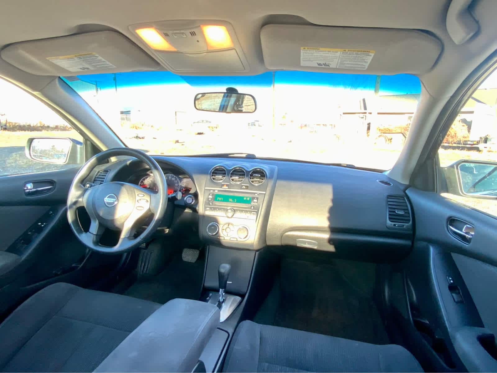 Thumbnail: 2012 Nissan Altima - 31