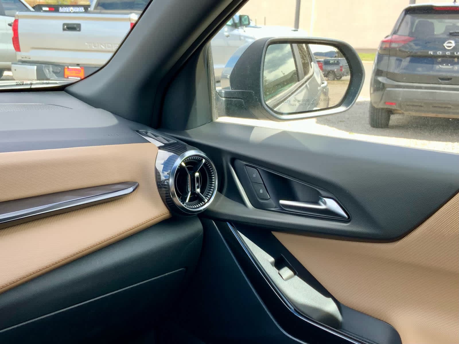 Thumbnail: 2026 Chevrolet Equinox - 37