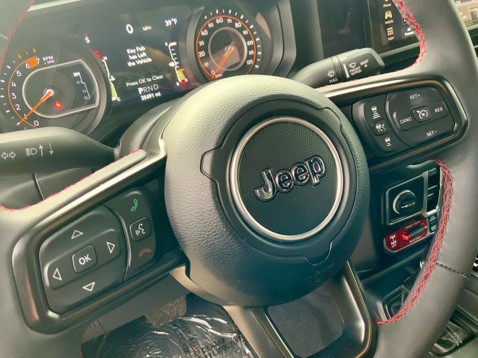 Thumbnail: 2024 Jeep Wrangler - 37