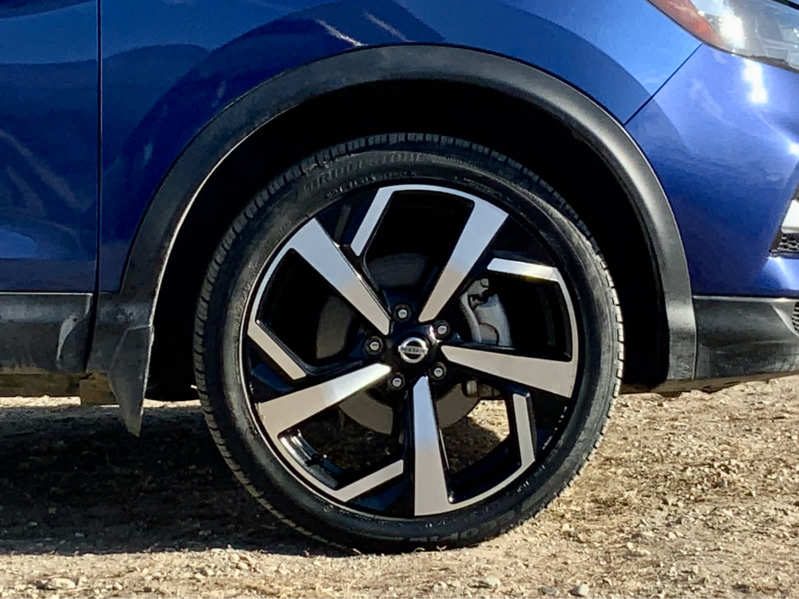 Thumbnail: 2022 Nissan Rogue Sport - 20