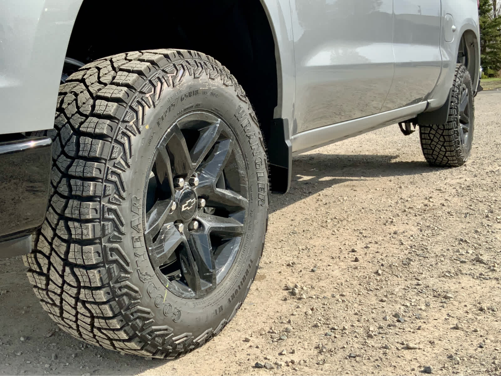 Thumbnail: 2026 Chevrolet Silverado 1500 - 16
