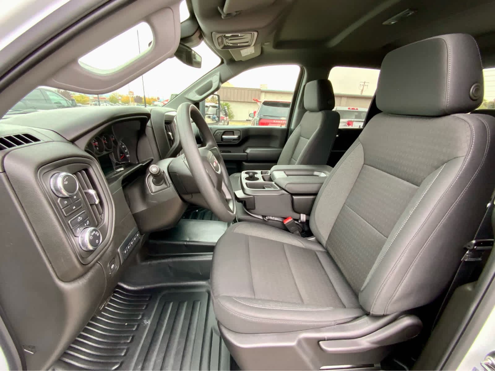 Thumbnail: 2026 GMC Sierra 2500 - 31