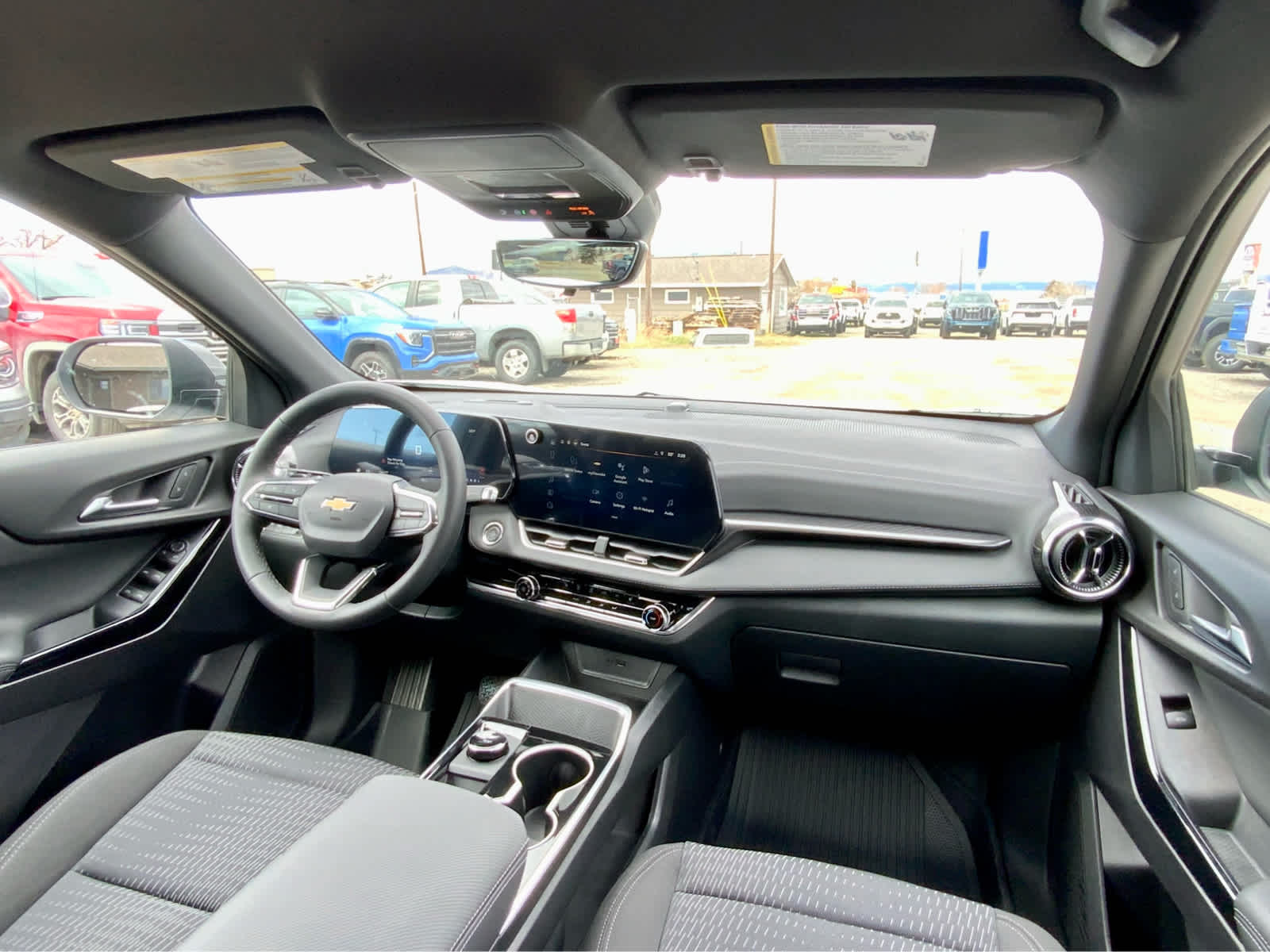 Thumbnail: 2026 Chevrolet Equinox - 33