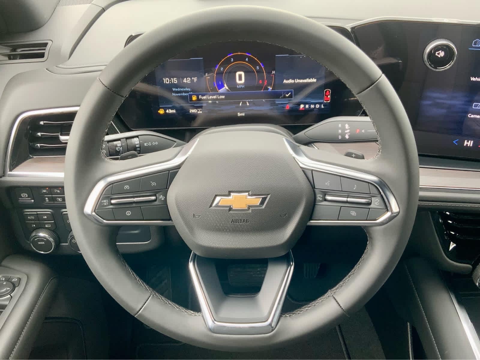 Thumbnail: 2026 Chevrolet Suburban - 38