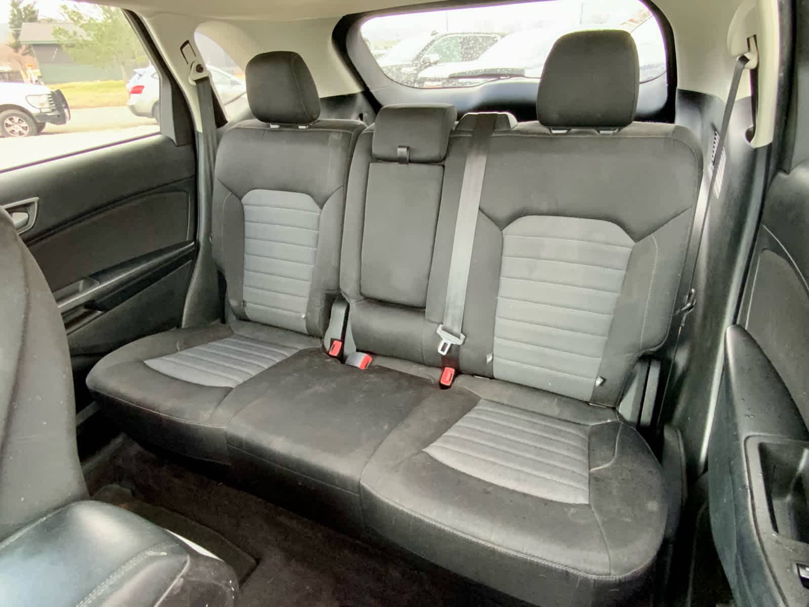 Thumbnail: 2015 Ford Edge - 23