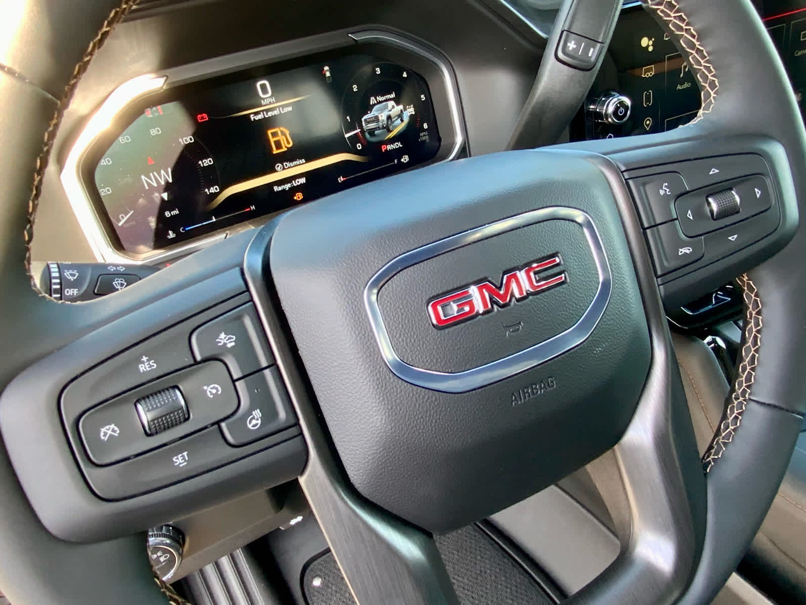 Thumbnail: 2026 GMC Sierra 2500 - 47