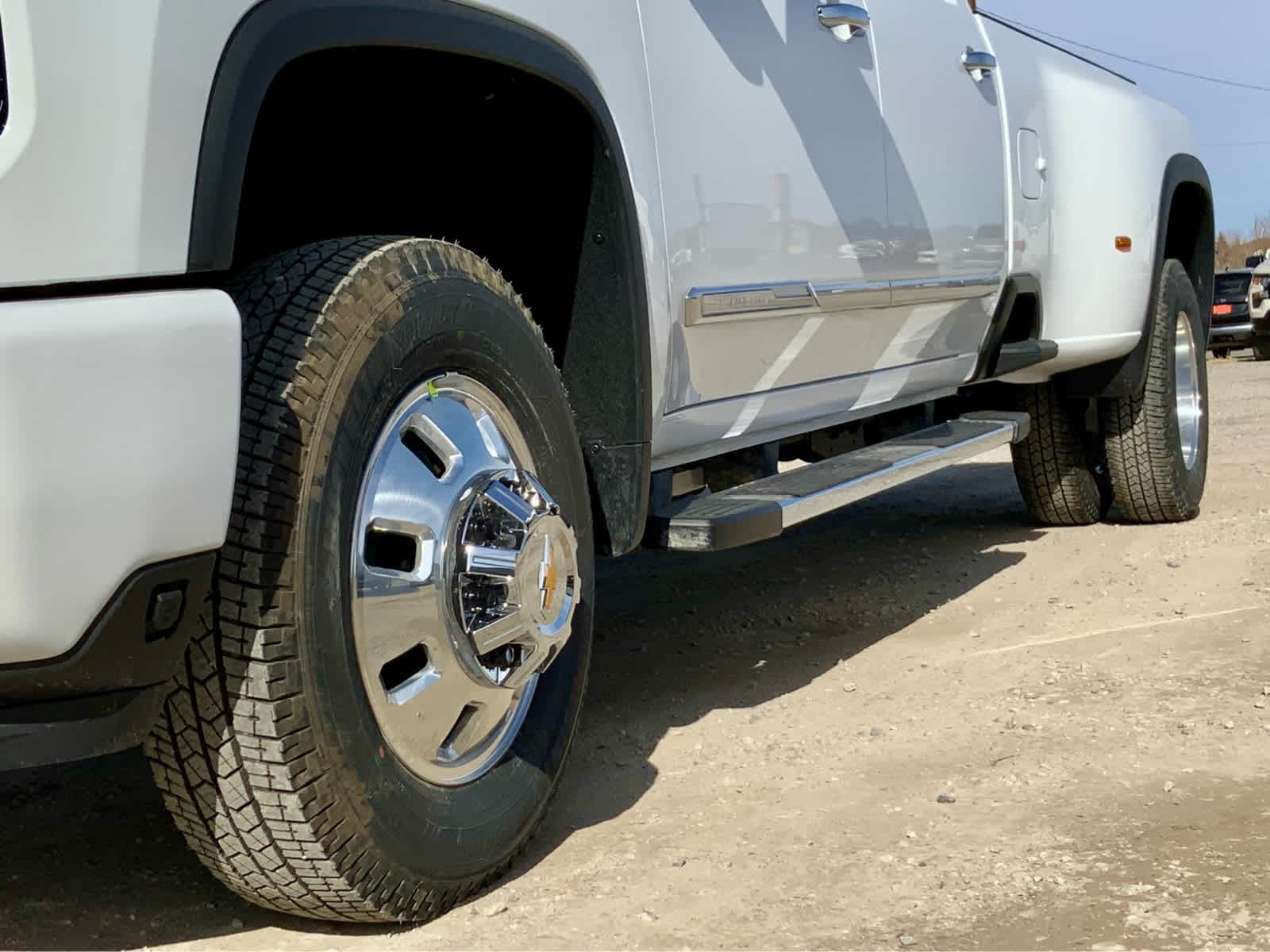 Thumbnail: 2026 Chevrolet Silverado 3500 - 16