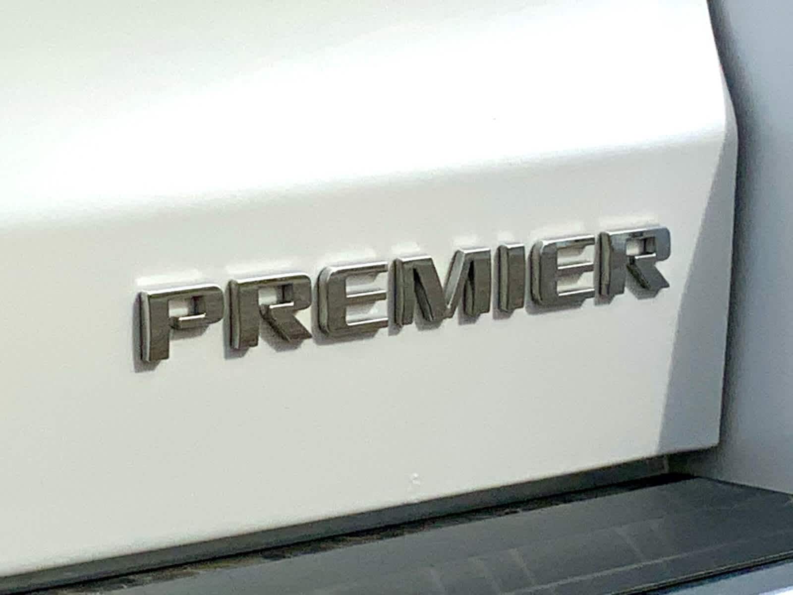 Thumbnail: 2020 Chevrolet Tahoe - 16