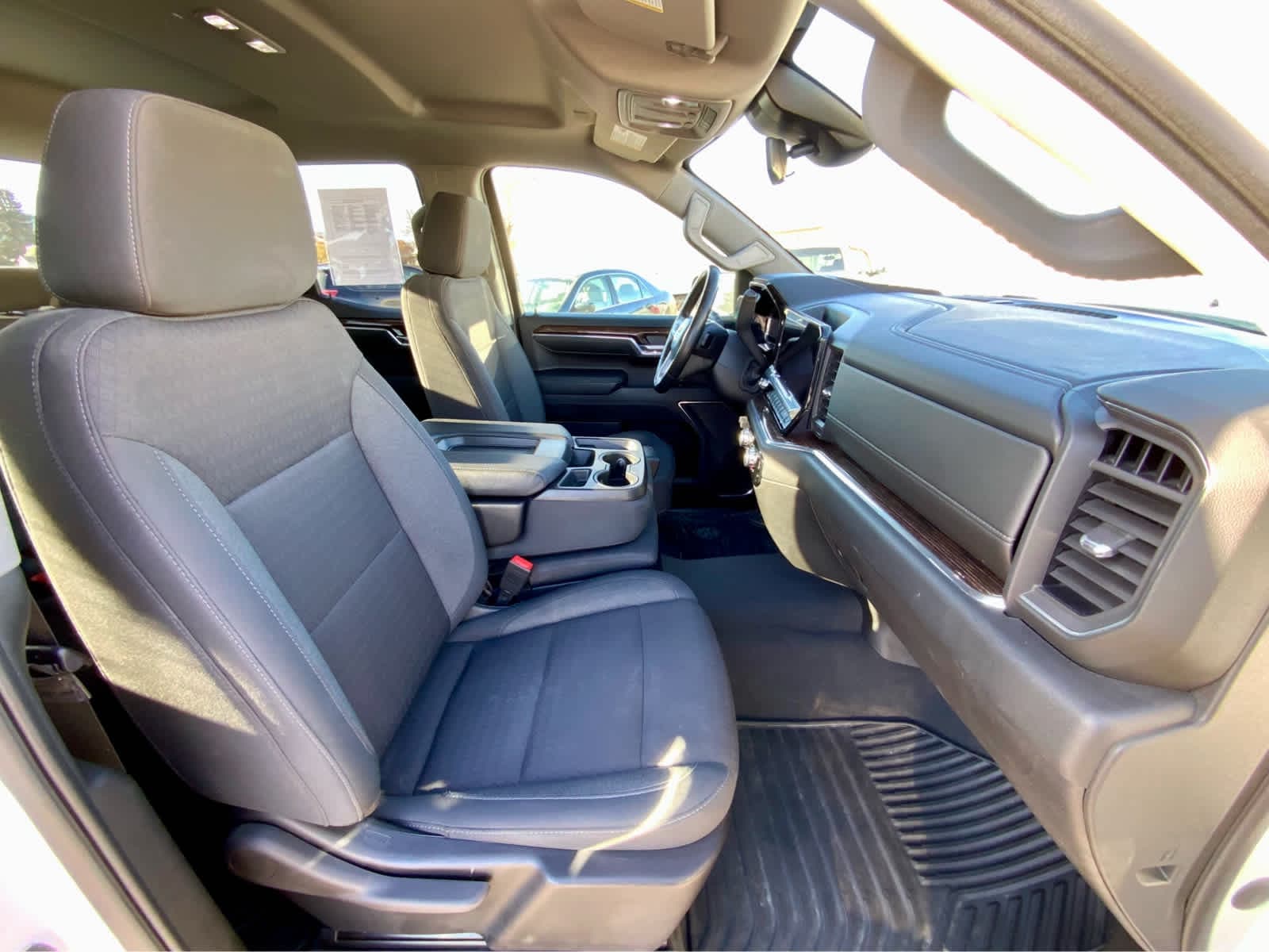 Thumbnail: 2023 GMC Sierra 1500 - 25