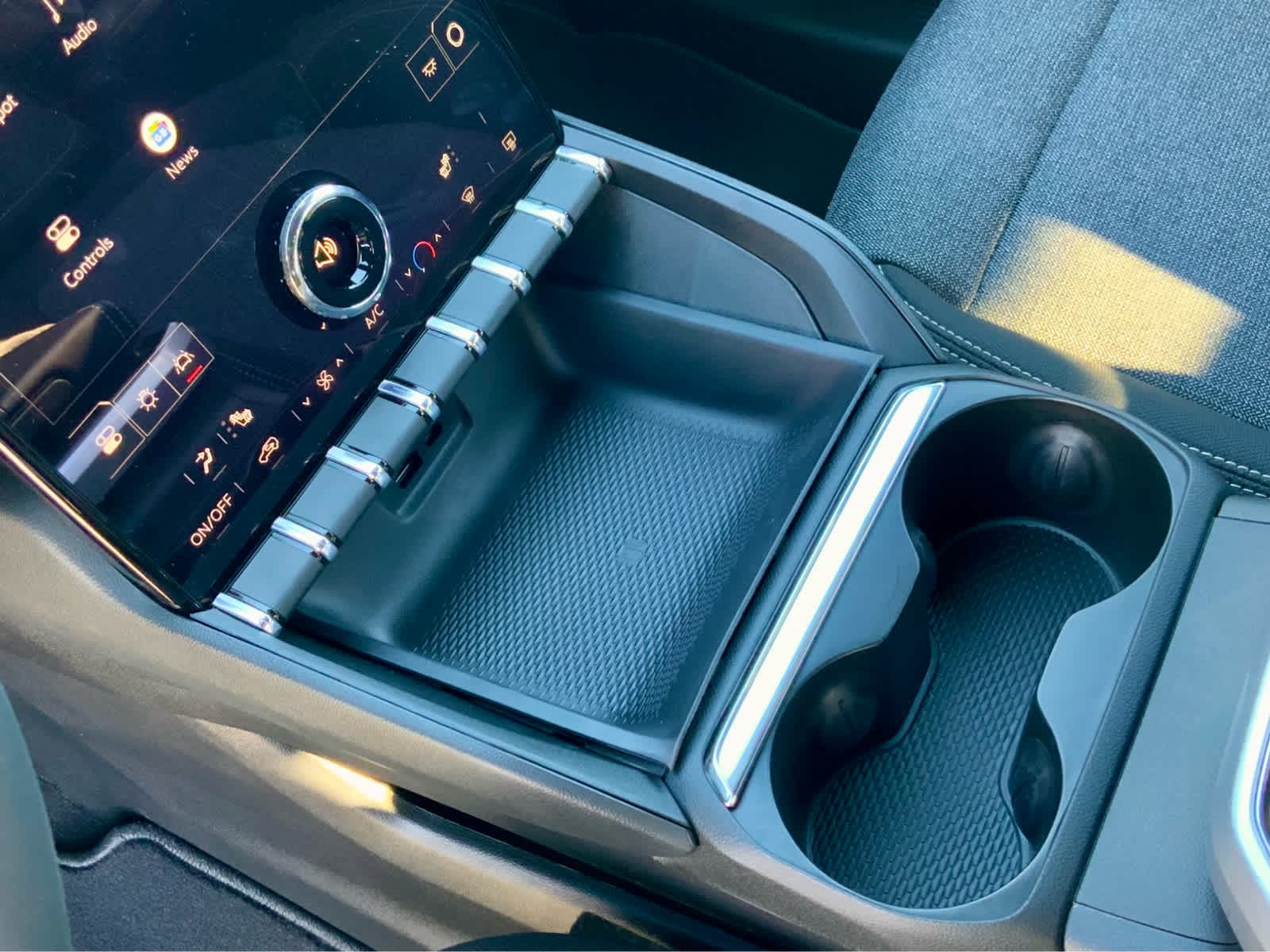 Thumbnail: 2026 GMC Terrain - 46