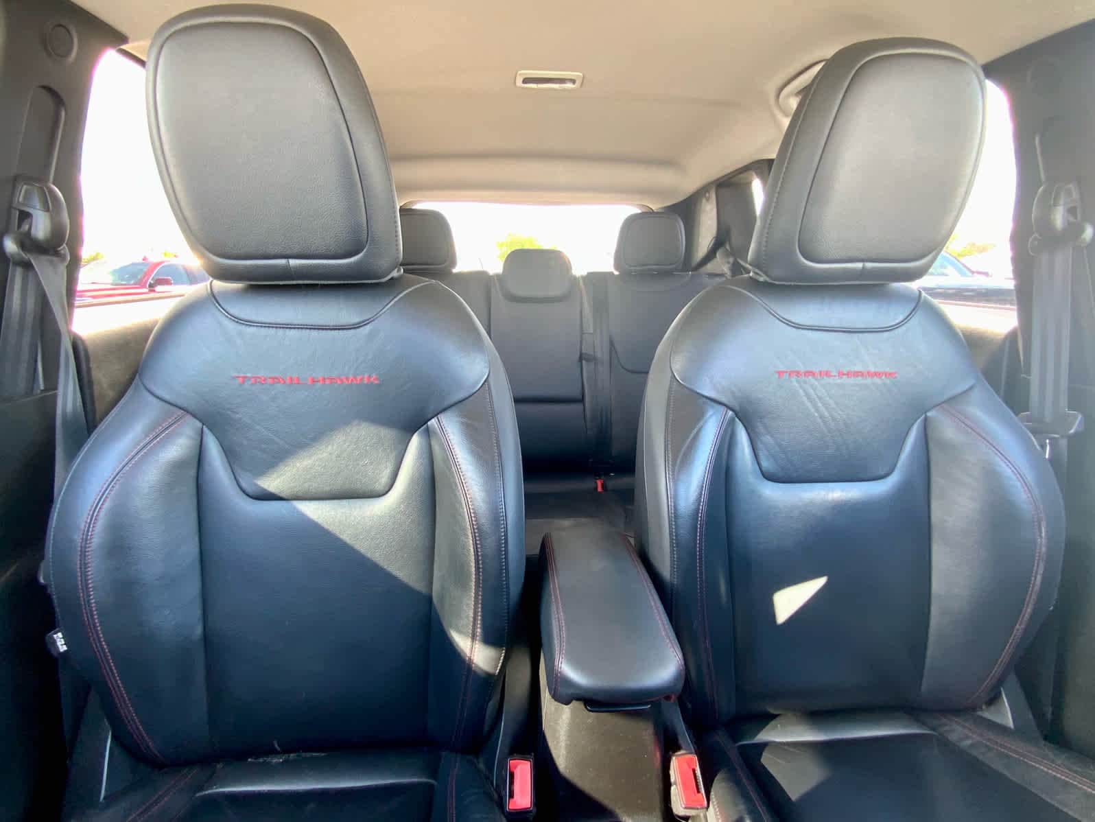 Thumbnail: 2017 Jeep Renegade - 27