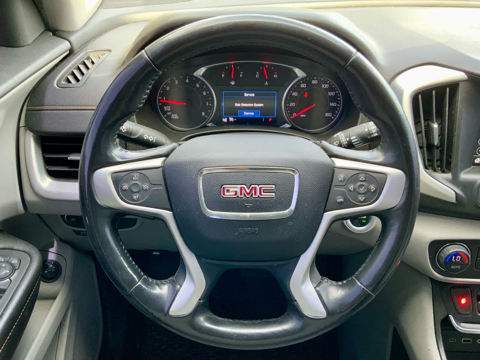 Thumbnail: 2019 GMC Terrain - 39
