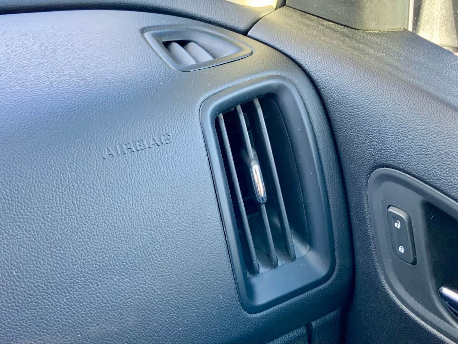 Thumbnail: 2019 Chevrolet Colorado - 50