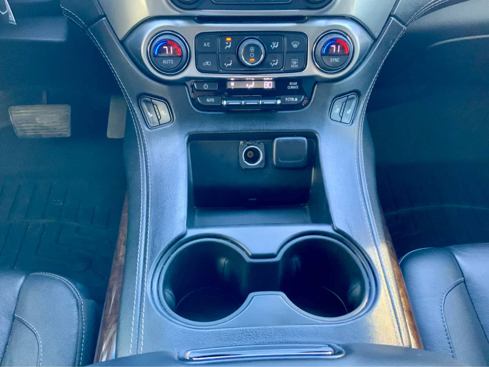 Thumbnail: 2019 Chevrolet Tahoe - 47