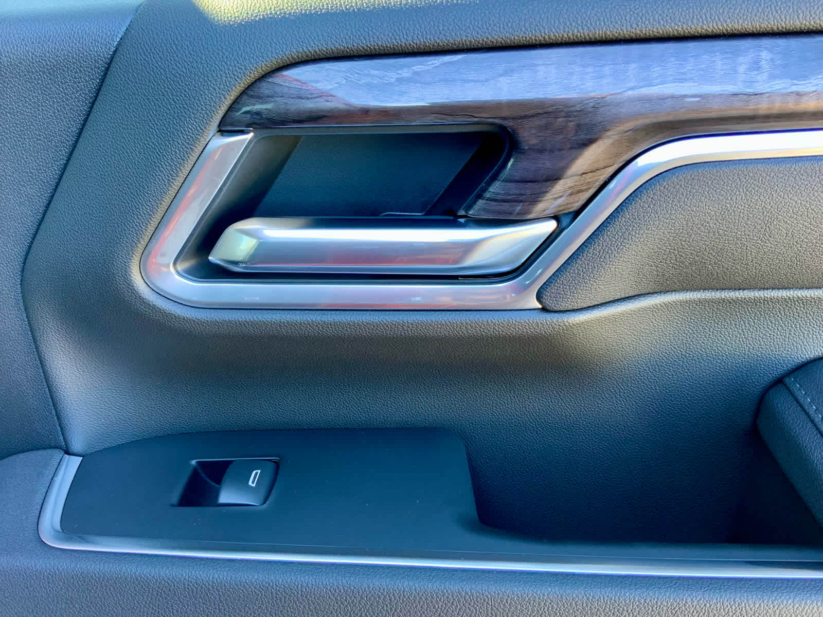 Thumbnail: 2026 Chevrolet Silverado 2500 - 50