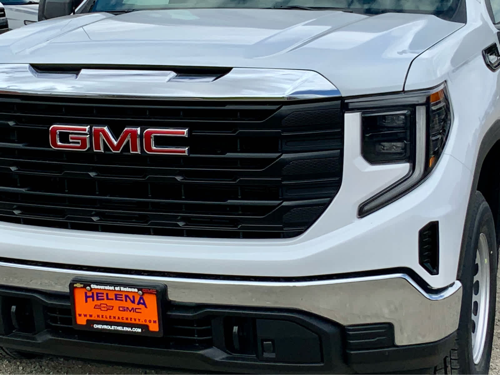 Thumbnail: 2026 GMC Sierra 1500 - 14