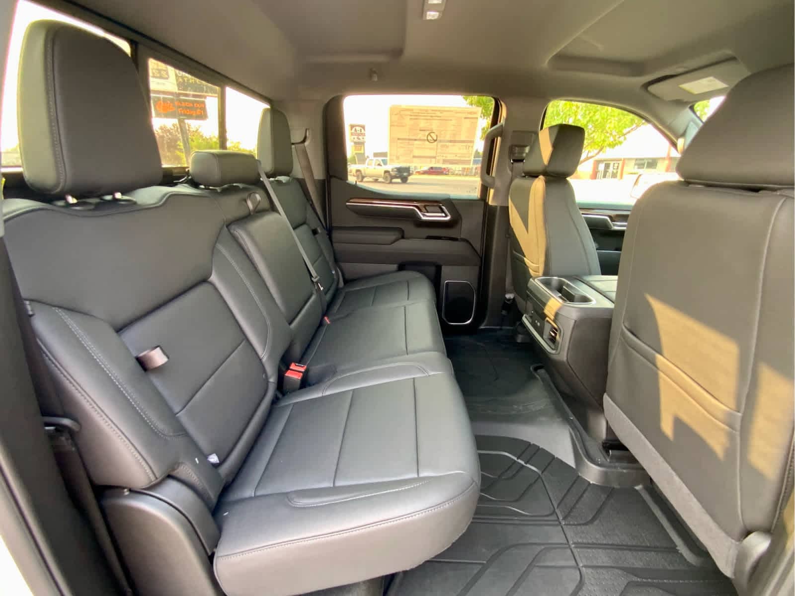 Thumbnail: 2026 Chevrolet Silverado 1500 - 29