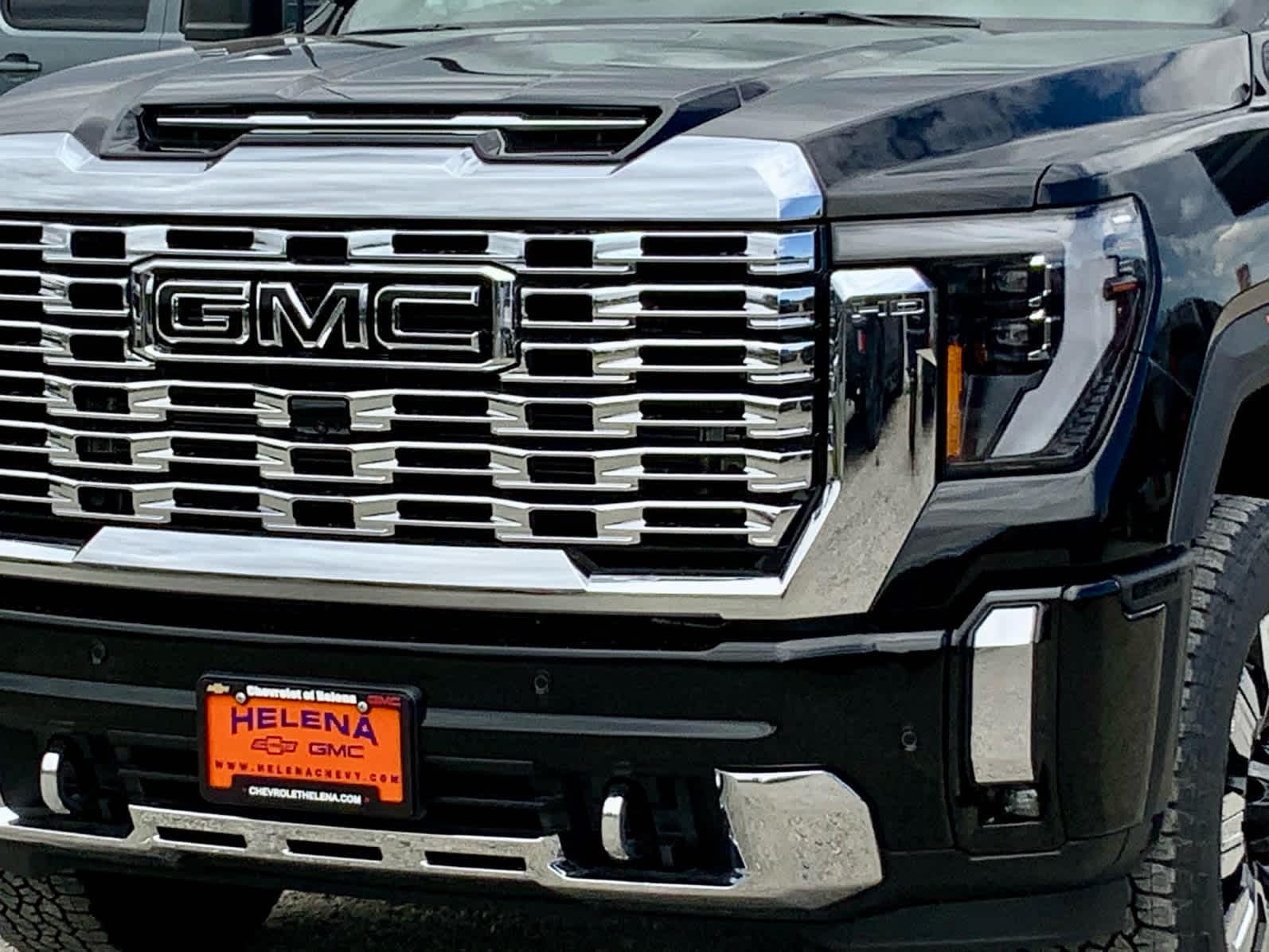 Thumbnail: 2026 GMC Sierra 2500 - 13