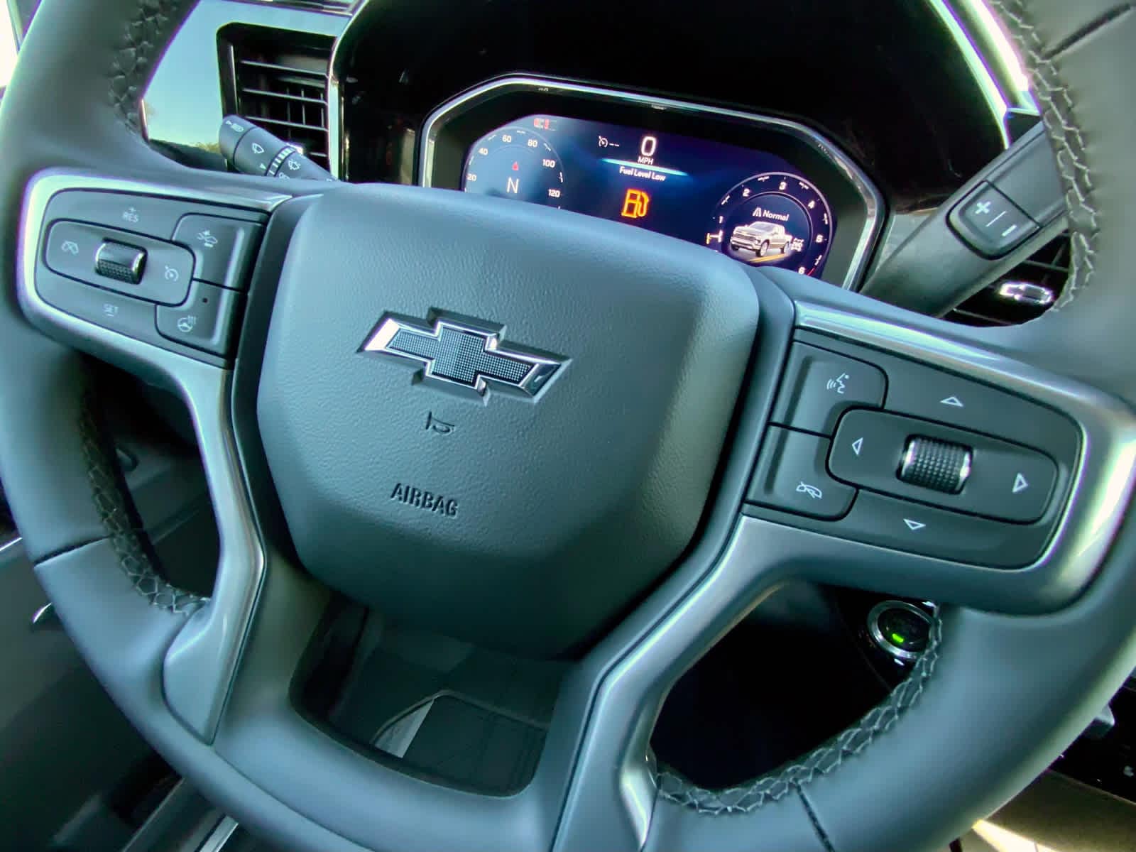 Thumbnail: 2026 Chevrolet Silverado 1500 - 45