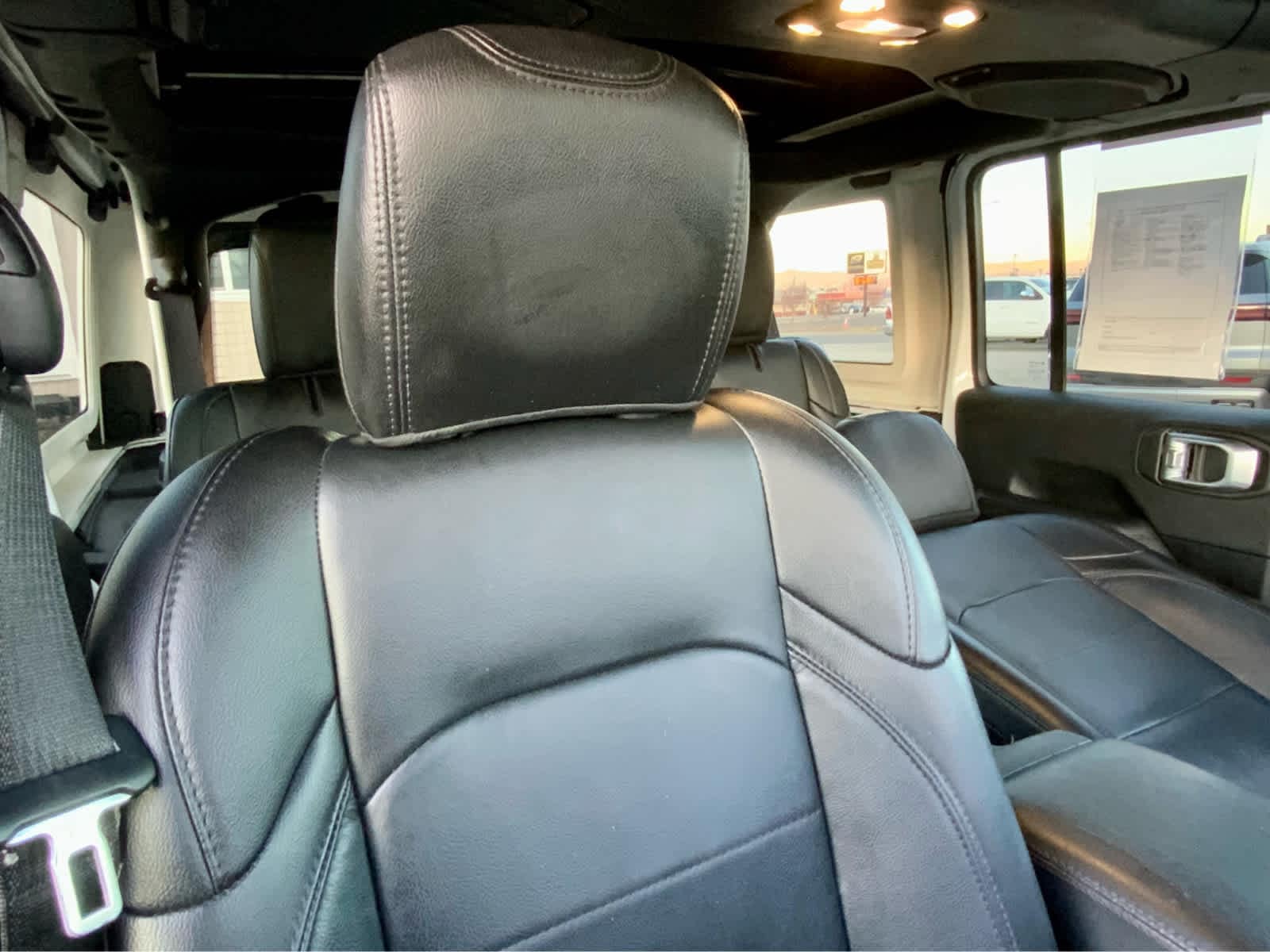 Thumbnail: 2021 Jeep Wrangler - 31