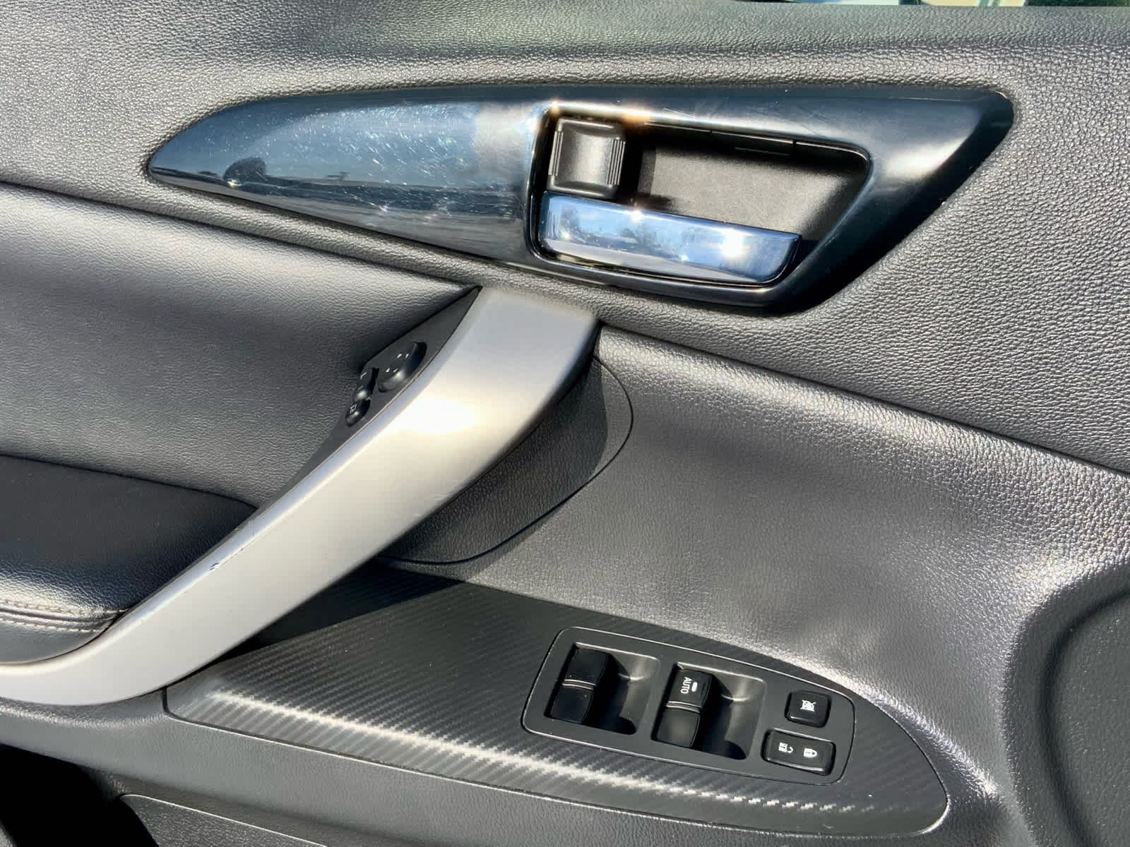 Thumbnail: 2022 Mitsubishi Eclipse Cross - 45