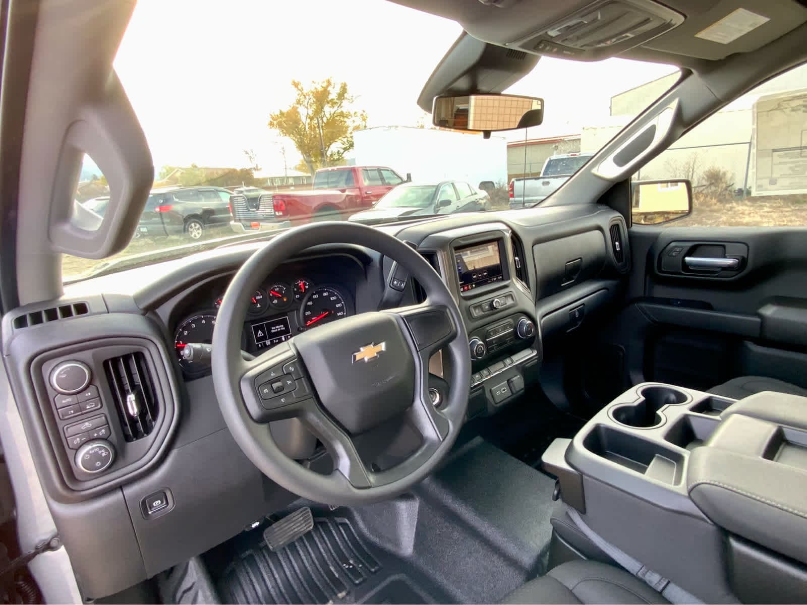 Thumbnail: 2026 Chevrolet Silverado 1500 - 33