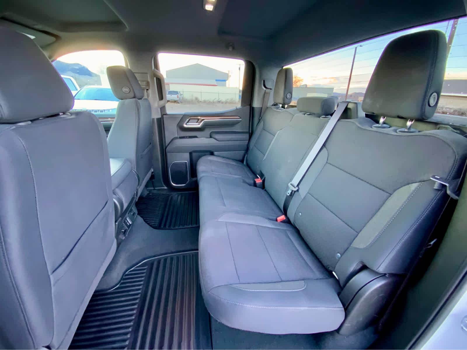 Thumbnail: 2026 Chevrolet Silverado 1500 - 32