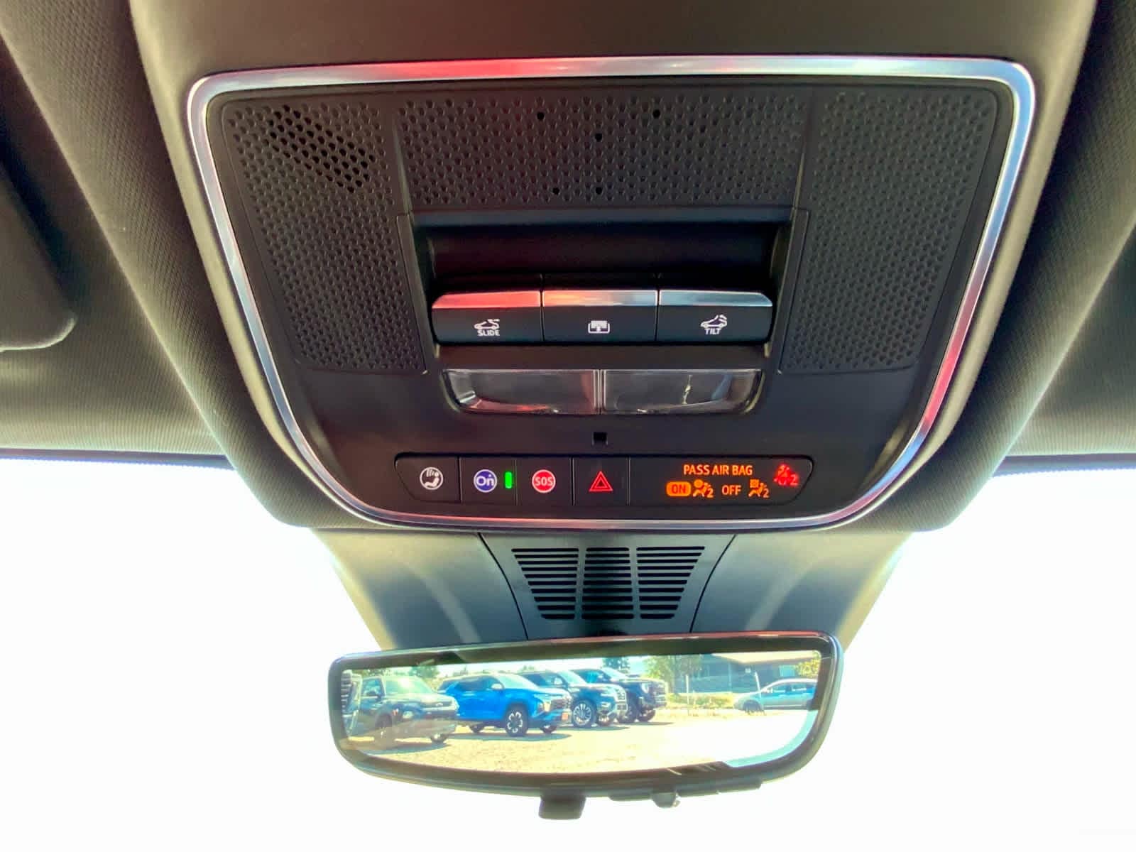 Thumbnail: 2025 Chevrolet Blazer EV - 47