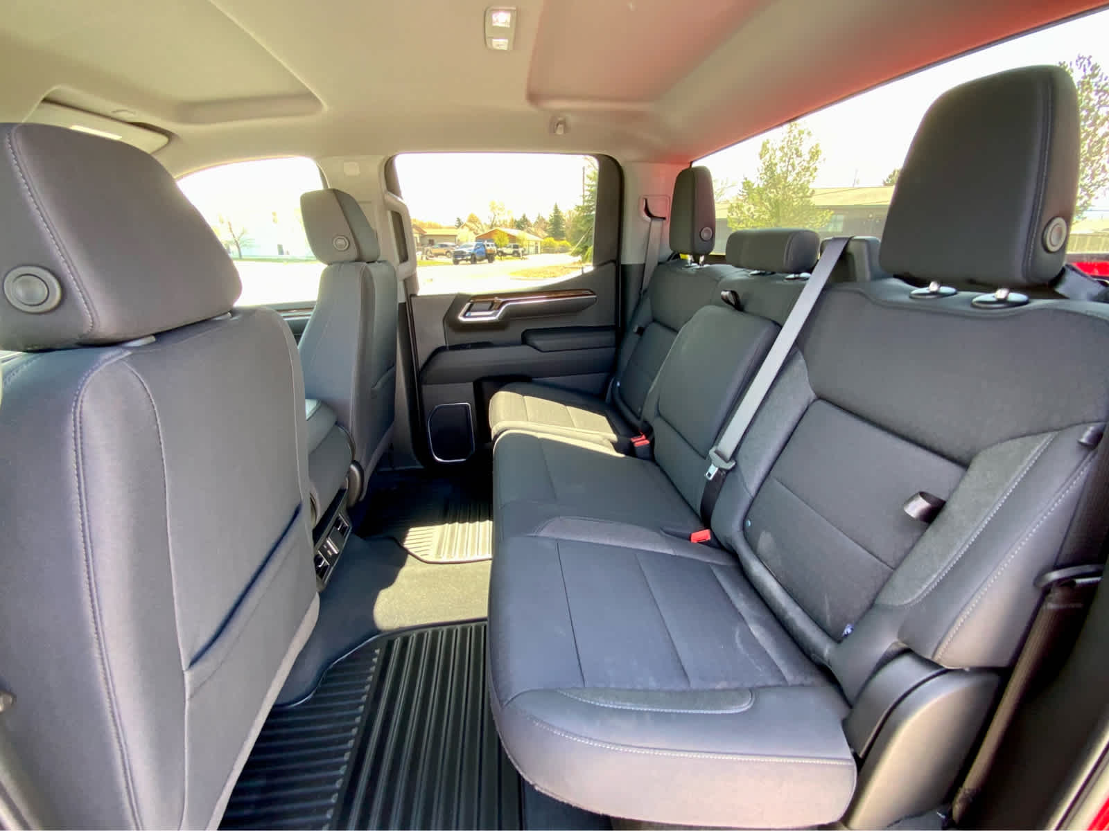 Thumbnail: 2025 GMC Sierra 1500 - 28