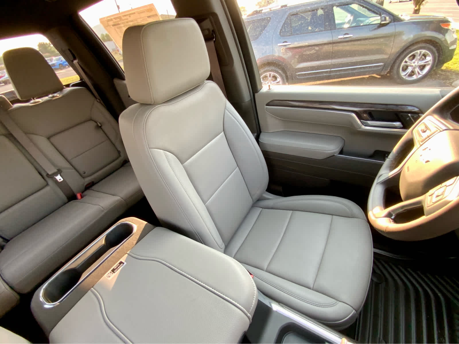 Thumbnail: 2026 Chevrolet Silverado 1500 - 33