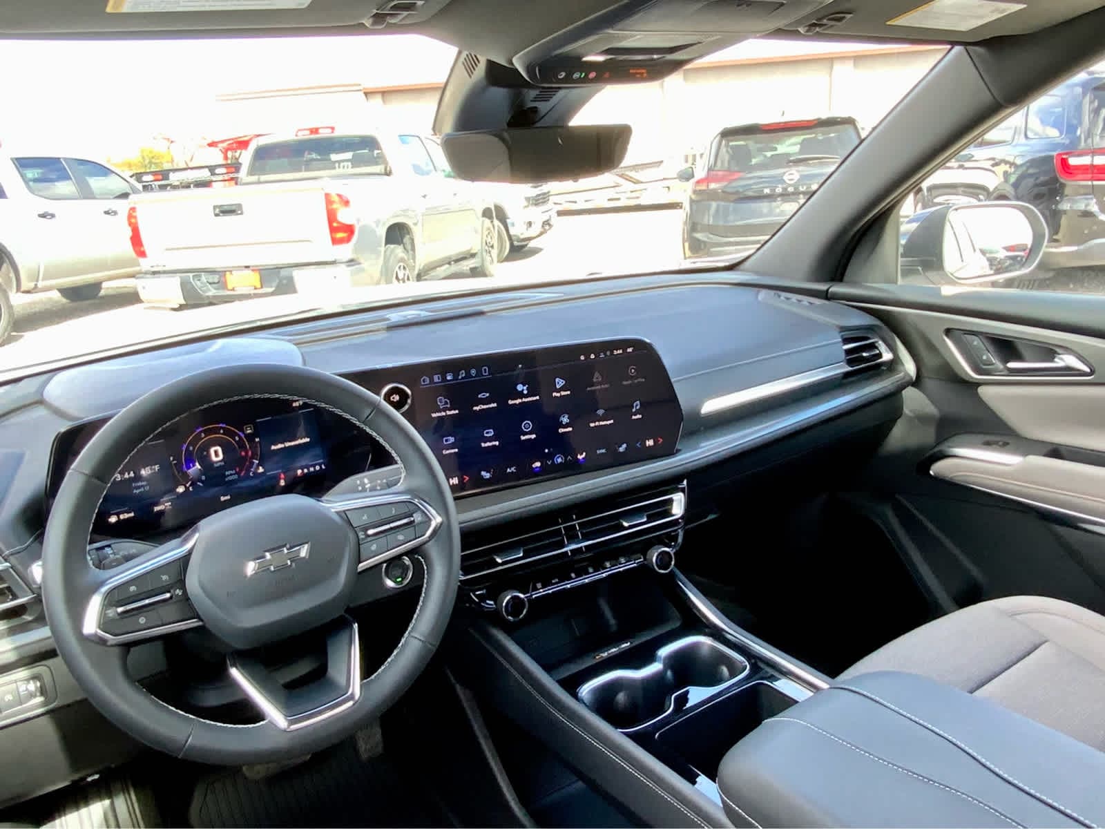 Thumbnail: 2026 Chevrolet Traverse - 36