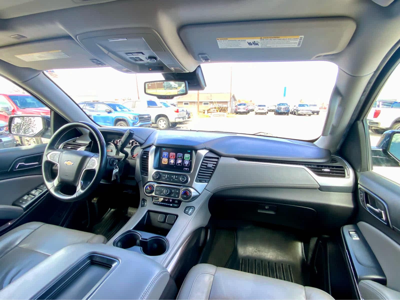 Thumbnail: 2017 Chevrolet Suburban - 36