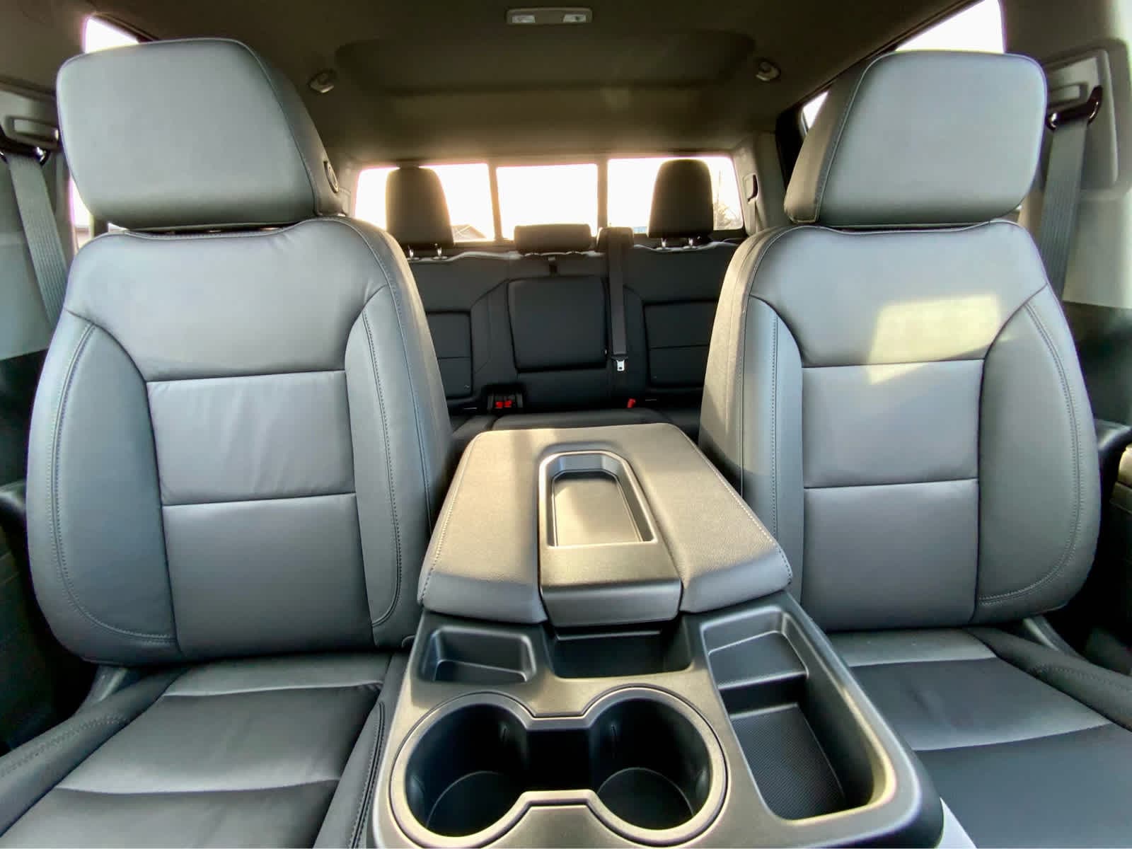 Thumbnail: 2026 Chevrolet Silverado 1500 - 35