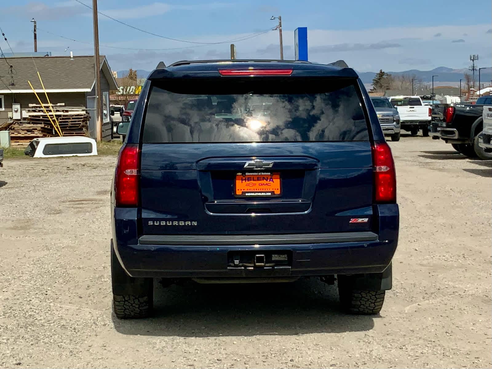 Thumbnail: 2017 Chevrolet Suburban - 4