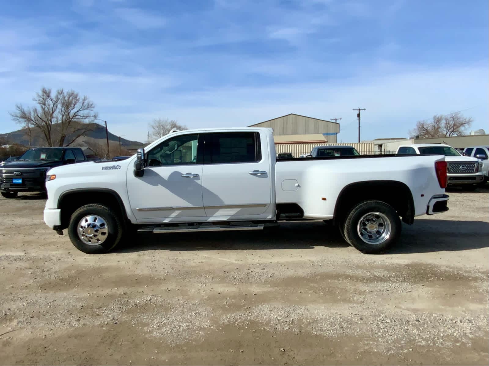 Thumbnail: 2026 Chevrolet Silverado 3500 - 2